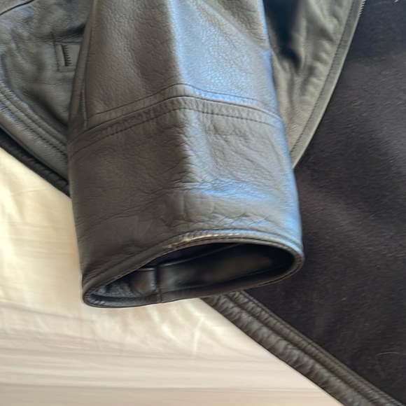 NWT Kenneth Cole Reversible Brown Leather Jacket with Fleece Inside- Medium - Picture 8 of 16